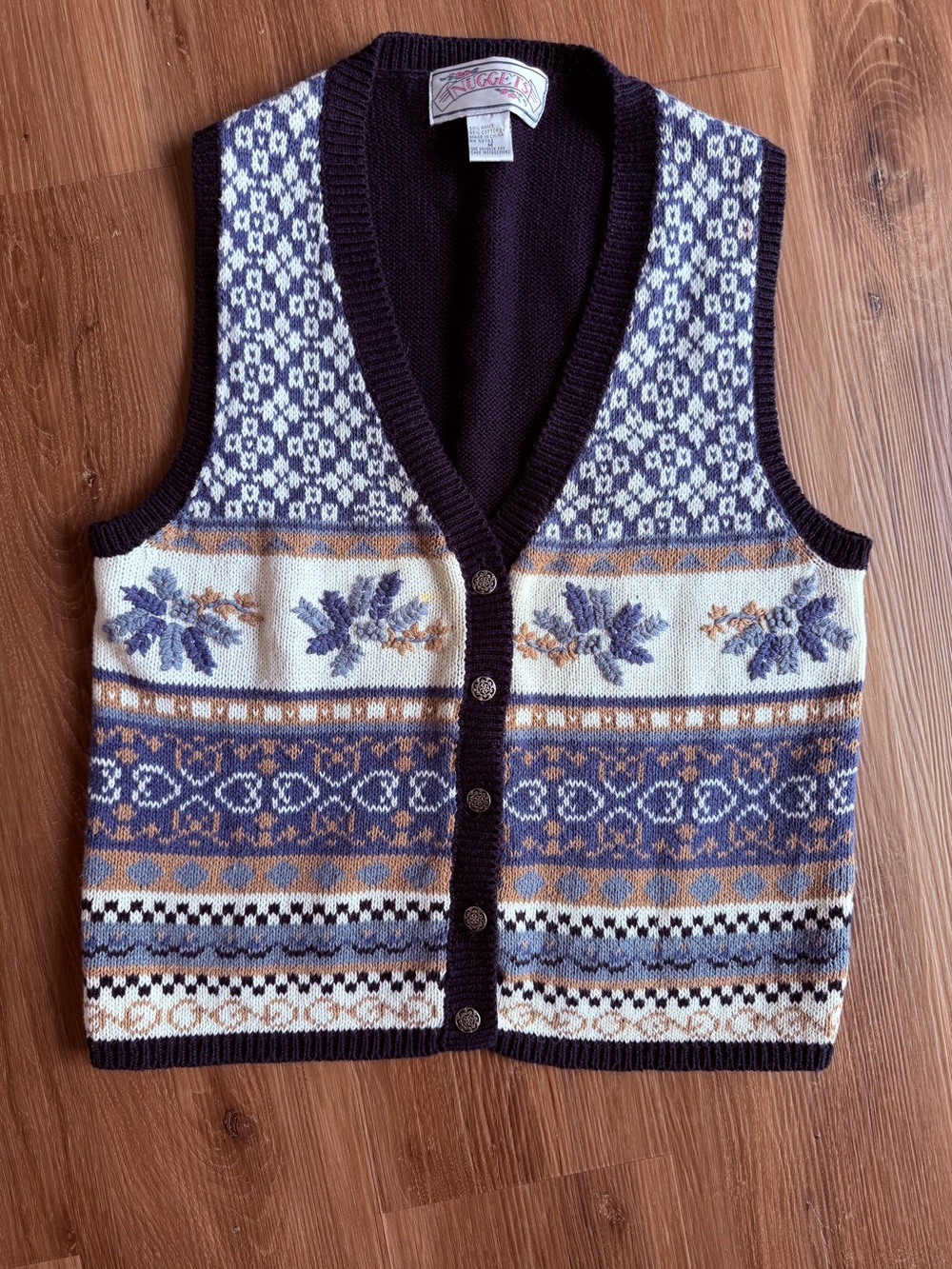 Embroidered Knit Cottage Core Vest Women’s Blue Cream Floral Nuggets, M B0003